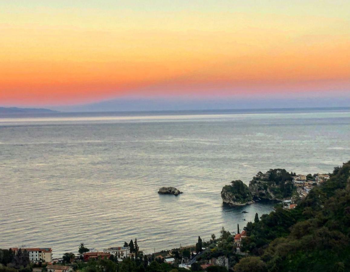 Taliari Taormina Apartment Екстер'єр фото